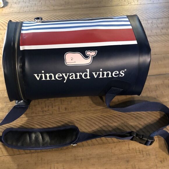 Vineyard Vines 🐳 10 can Cooler Padded Adj. Shoulder Strap beach 🏖 it stay cool - Picture 17 of 17